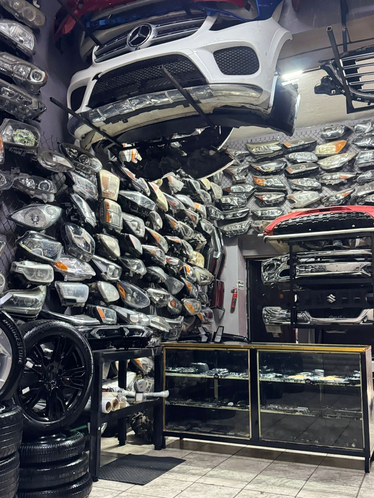 Servicios RV COLLISIONS